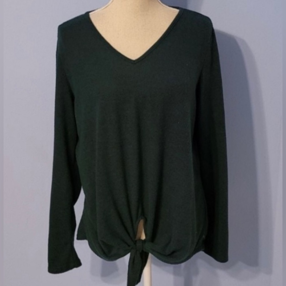 Vine & Love Large Womens Top
